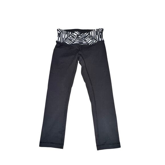 Lululemon Wunder Under Crop III Women's Sz 4 Black Ying Yang Stripe White Black - Picture 1 of 5